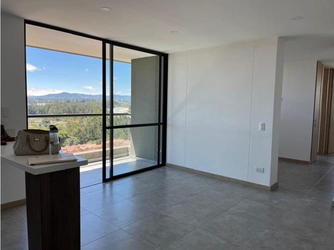 Apartamento de 2 alcobas en venta en El Porvenir, Rionegro, 67 m² · foto 7 de 8