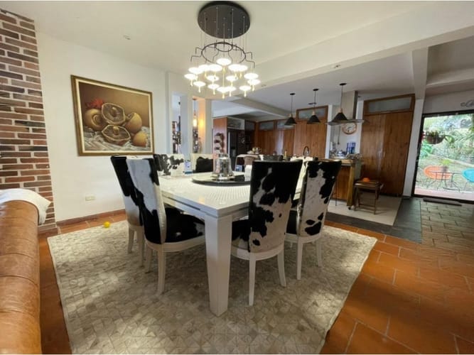 Casa de 6 alcobas en venta en El Chocho, Envigado, 550 m² · foto 20 de 20