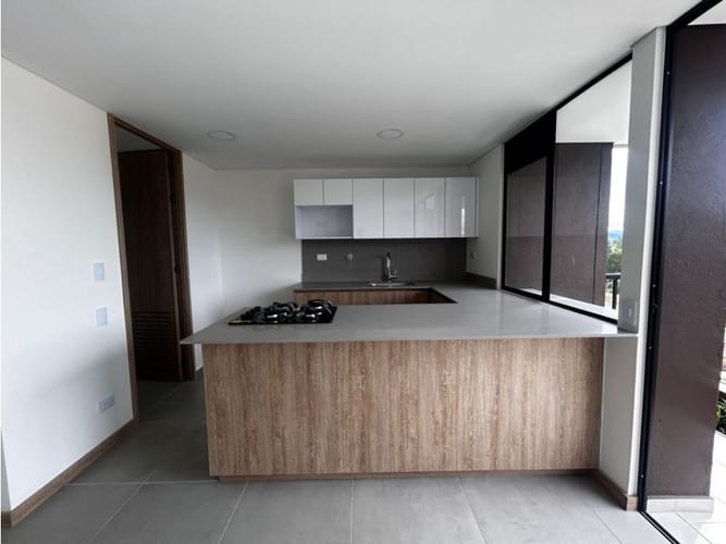 Apartamento de 3 alcobas en venta en San Antonio De Pereira, Rionegro, 67 m² · foto 2 de 8