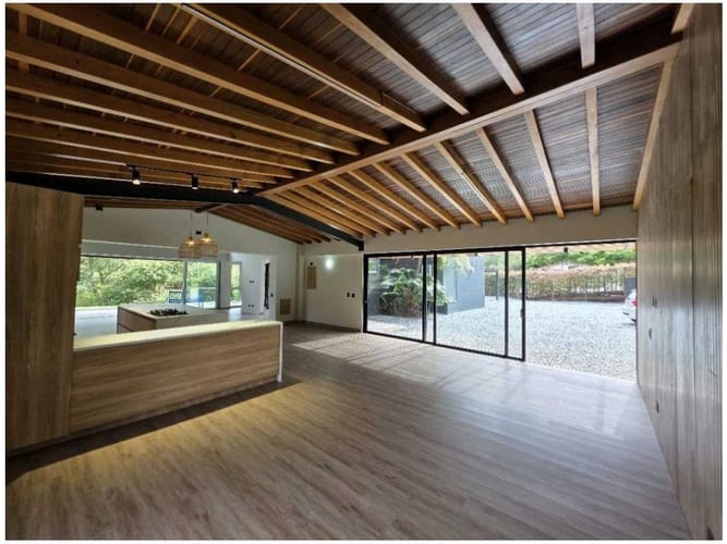 Casa de 4 alcobas en venta en Santa Elena, El Retiro, 470 m² · foto 7 de 13