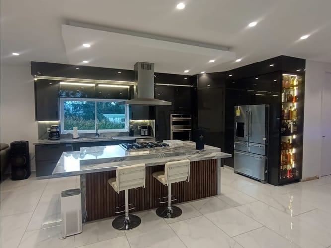 Casa de 5 alcobas en venta en Mampuesto, Rionegro, 400 m² · foto 2 de 13