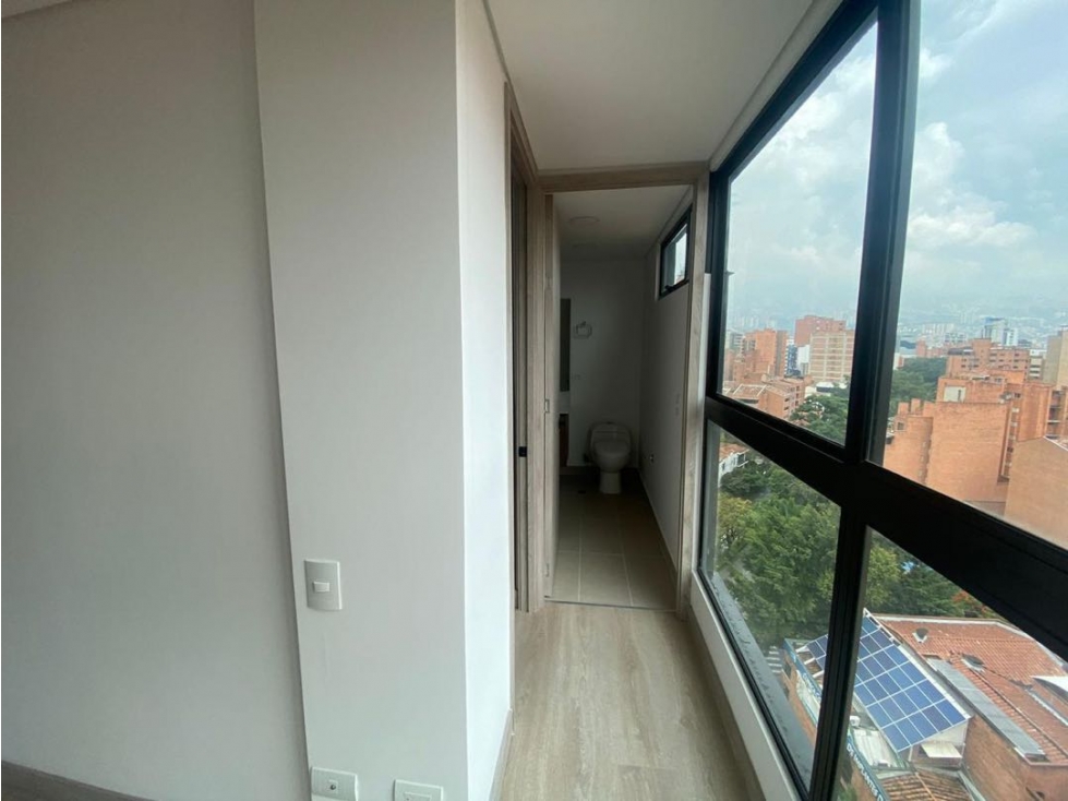 Apartamento en venta en Laureles, Medellín · foto 3 de 5