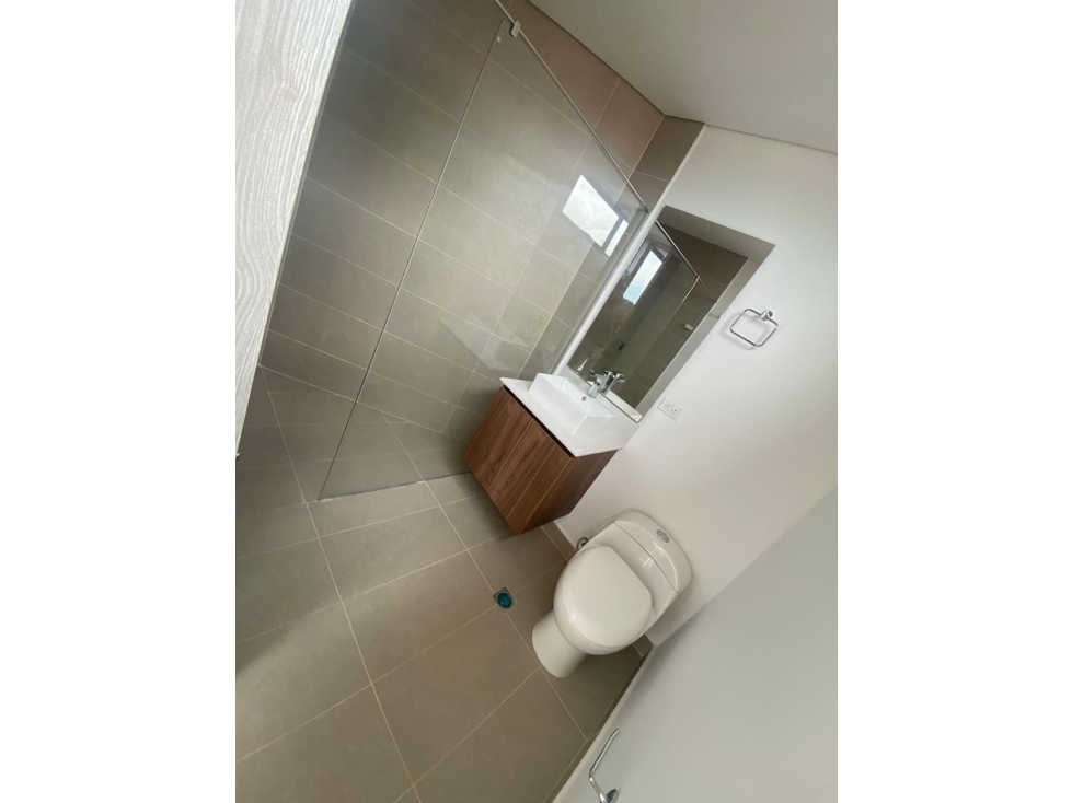 Apartamento en venta en Laureles, Medellín · foto 4 de 5