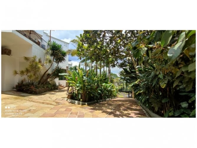 Casa de 5 alcobas en venta en El Poblado, Medellín, 820 m² · foto 7 de 23