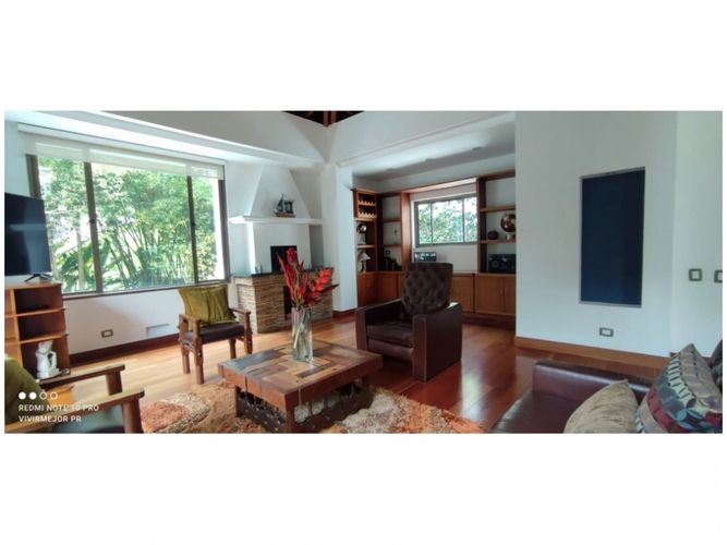 Casa de 5 alcobas en venta en El Poblado, Medellín, 820 m² · foto 8 de 23