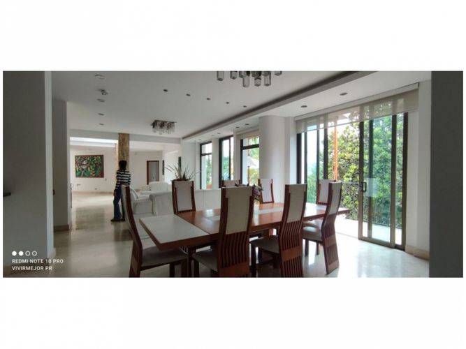 Casa de 5 alcobas en venta en El Poblado, Medellín, 820 m² · foto 9 de 23