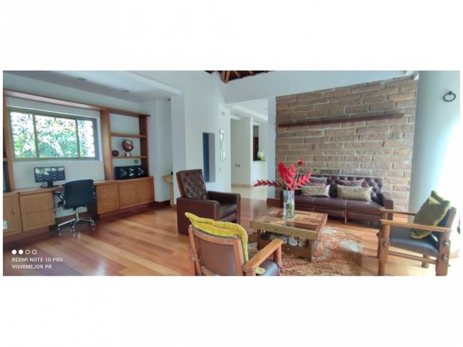 Casa de 5 alcobas en venta en El Poblado, Medellín, 820 m² · foto 12 de 23