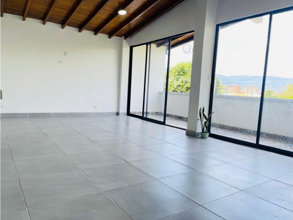 Apartamento en venta en La Candelaria, Medellín · foto 2 de 21