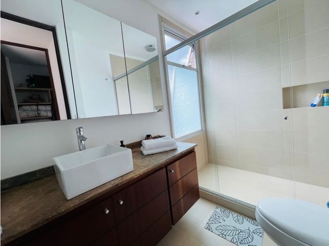 Casa de 5 alcobas en venta en Vía Las Palmas, Envigado, 500 m² · foto 12 de 16