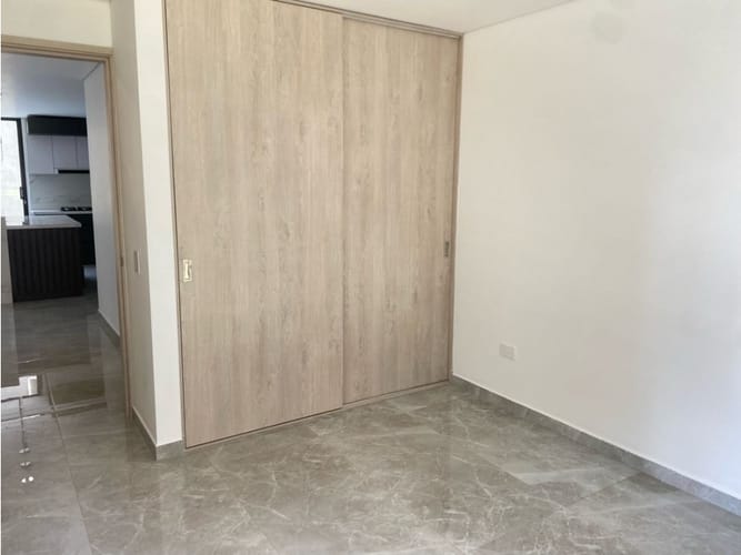 Casa de 4 alcobas en venta en Barro Blanco, Rionegro, 230 m² · foto 5 de 16