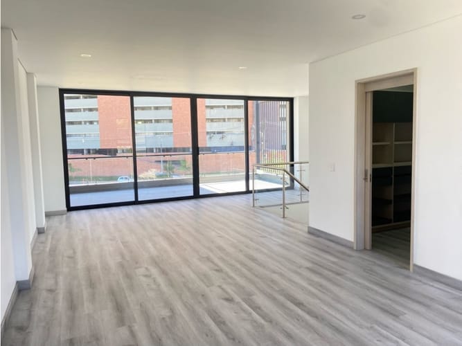 Casa de 4 alcobas en venta en Barro Blanco, Rionegro, 230 m² · foto 10 de 16