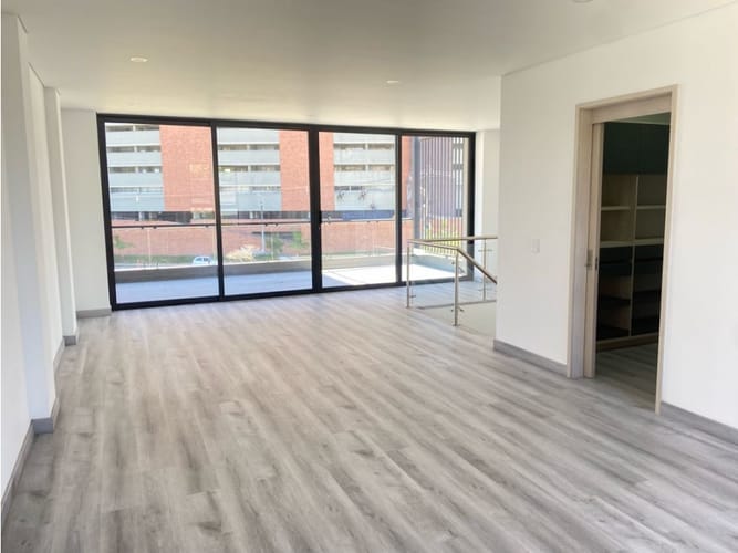 Casa de 4 alcobas en venta en Barro Blanco, Rionegro, 230 m² · foto 11 de 16