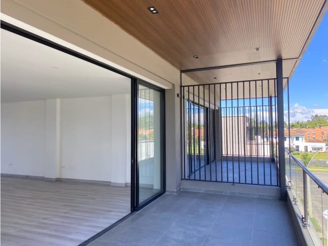 Casa de 4 alcobas en venta en Barro Blanco, Rionegro, 230 m² · foto 13 de 16