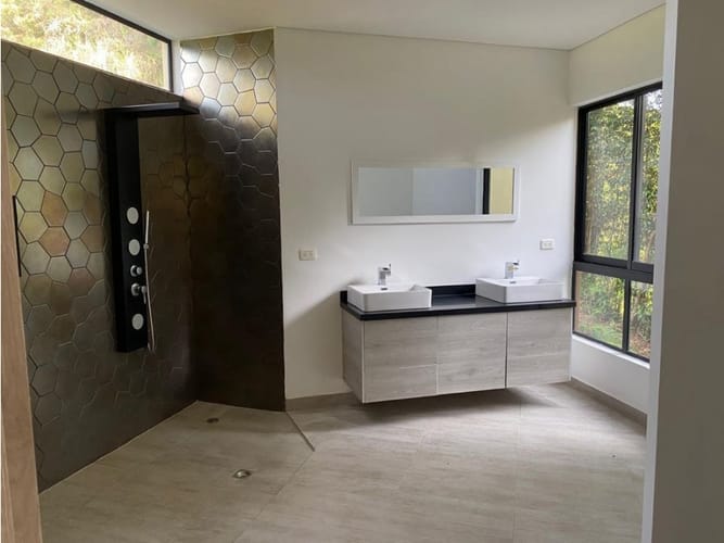 Casa de 3 alcobas en venta en El Carmen De Viboral, El Carmen de Viboral, 400 m² · foto 10 de 11