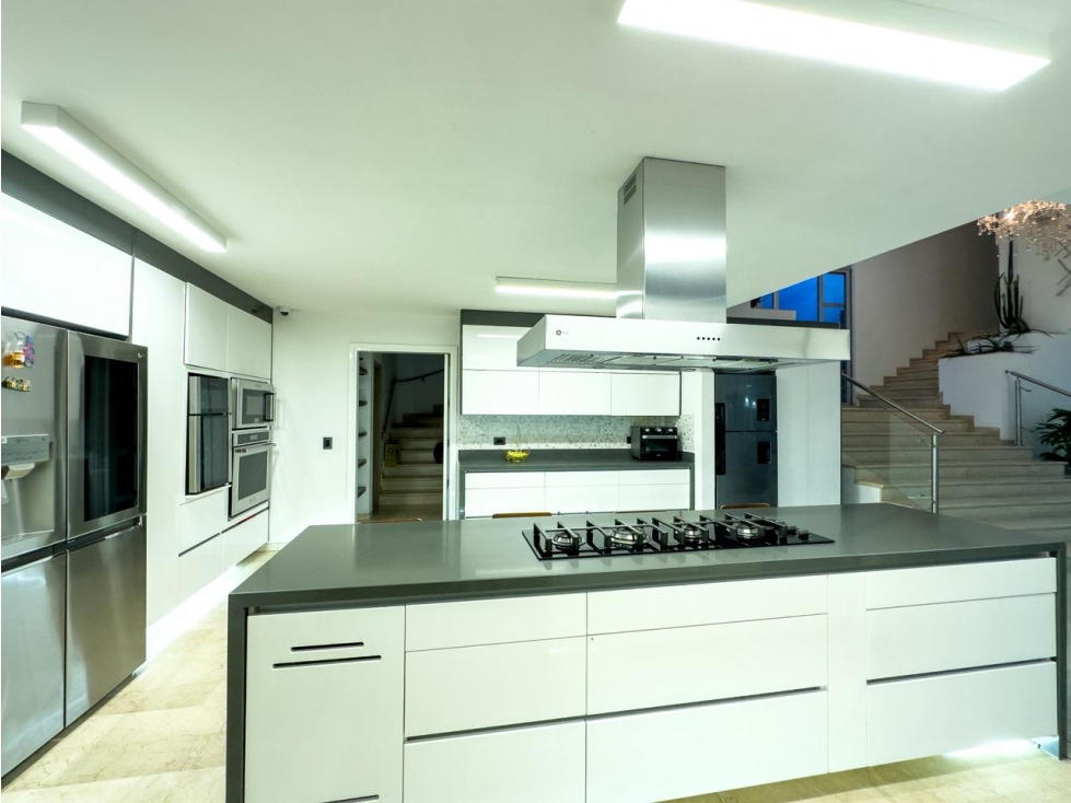 Apartamento en venta en Laureles, Medellín · foto 3 de 24