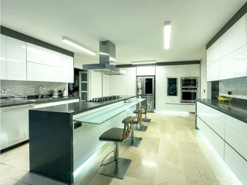 Apartamento en venta en Laureles, Medellín · foto 8 de 24