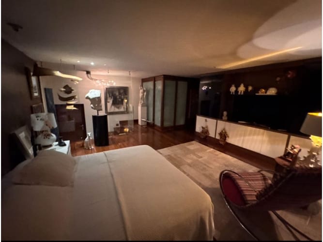 Apartamento de 1 alcoba en venta en El Poblado, Medellín, 136 m² · foto 17 de 24