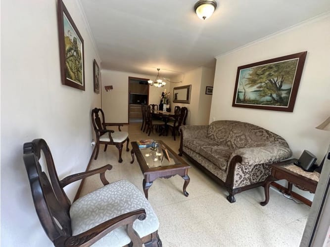 Apartamento de 3 alcobas en venta en San Lucas, Medellín, 98 m² · foto 3 de 24