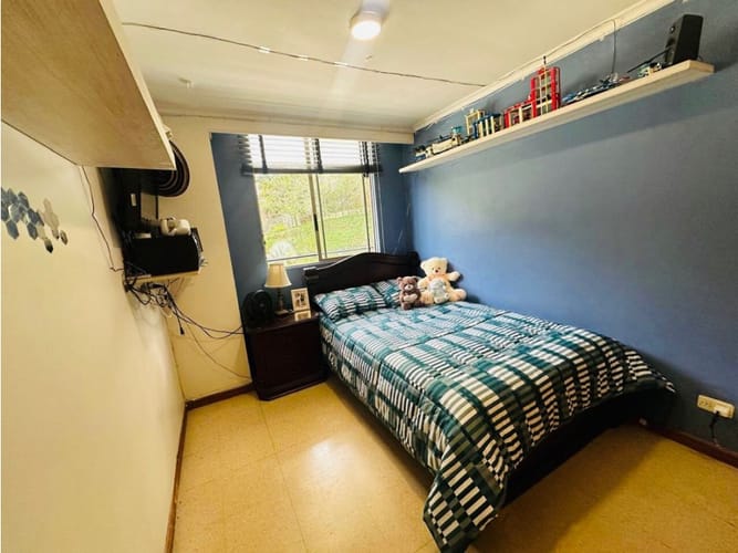 Apartamento de 3 alcobas en venta en San Lucas, Medellín, 98 m² · foto 4 de 24