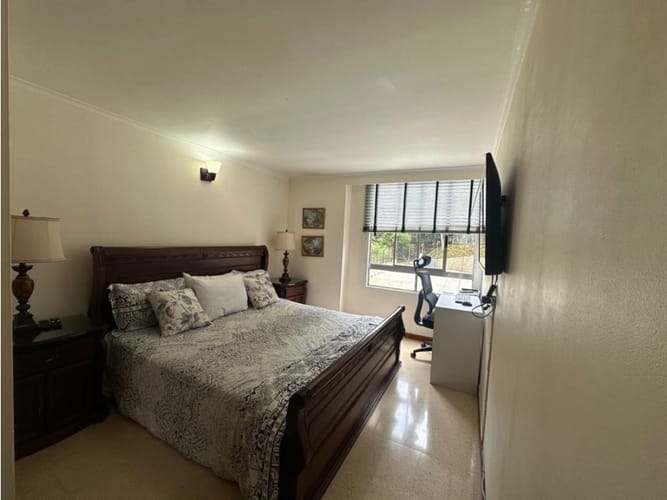 Apartamento de 3 alcobas en venta en San Lucas, Medellín, 98 m² · foto 13 de 24