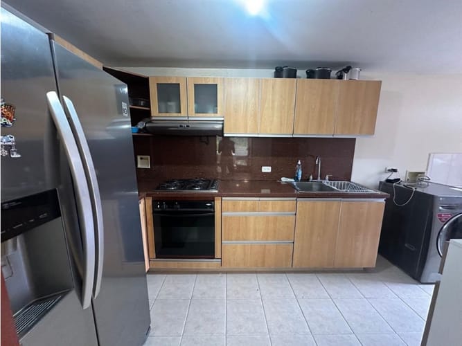 Apartamento de 3 alcobas en venta en San Lucas, Medellín, 98 m² · foto 17 de 24