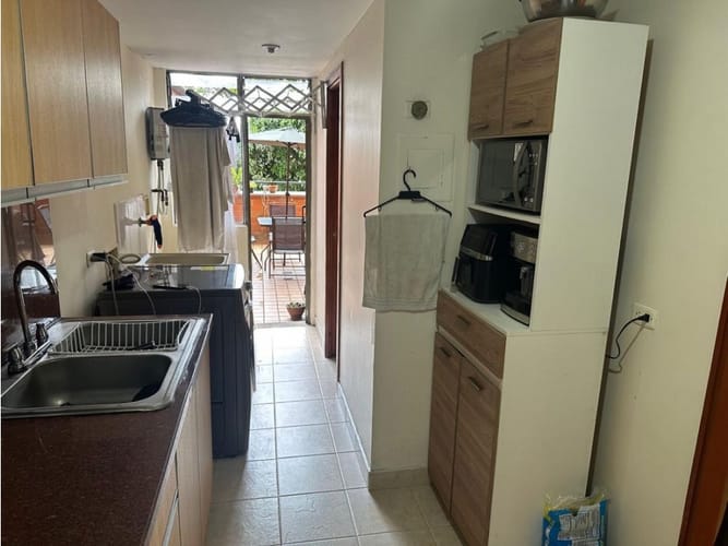 Apartamento de 3 alcobas en venta en San Lucas, Medellín, 98 m² · foto 19 de 24