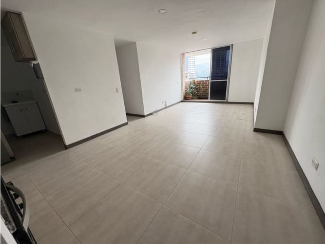 Apartamento de 3 alcobas en venta en Sabaneta Real, Sabaneta, 84 m² · foto 2 de 19