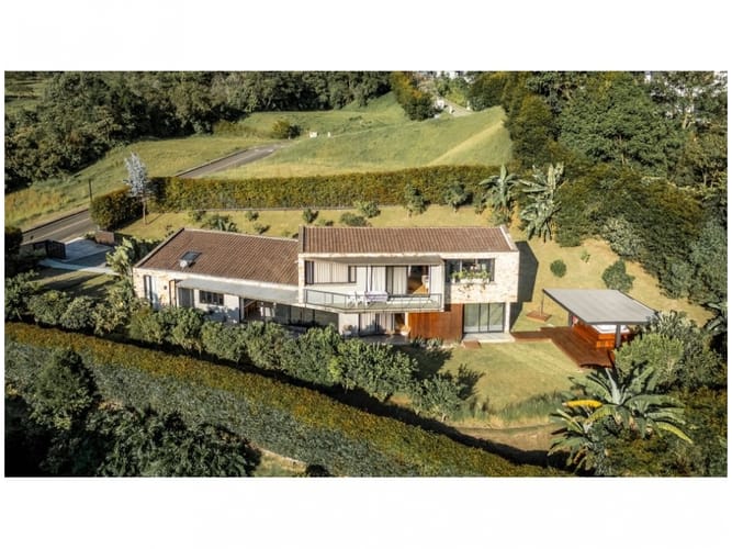 Casa de 4 alcobas en venta en Escobero, Envigado, 404 m² · foto 5 de 24