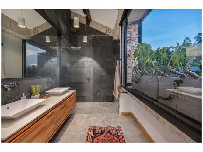 Casa de 4 alcobas en venta en Escobero, Envigado, 404 m² · foto 14 de 24