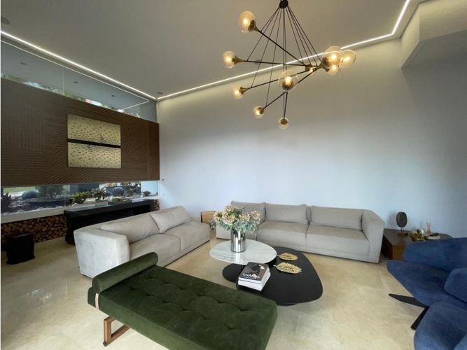 Casa de 5 alcobas en venta en Altos Del Poblado, Medellín, 680 m² · foto 7 de 24
