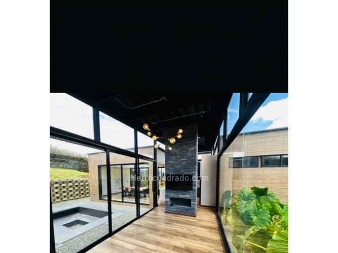 Casa de 3 alcobas en venta en Las Palmas, Envigado, 175 m² · foto 2 de 17