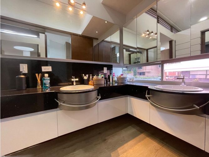 Casa de 5 alcobas en venta en Altos Del Poblado, Medellín, 680 m² · foto 14 de 24
