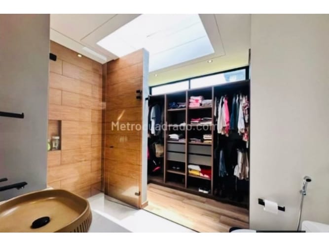 Casa de 3 alcobas en venta en Las Palmas, Envigado, 175 m² · foto 10 de 17
