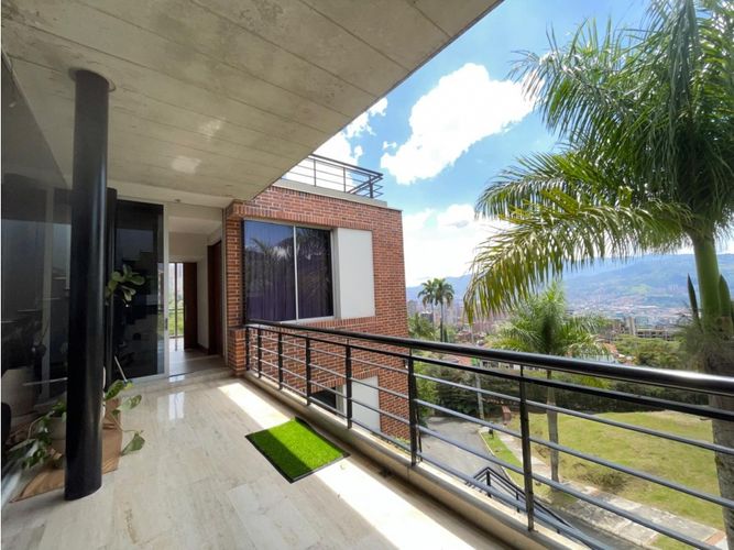 Casa de 5 alcobas en venta en Altos Del Poblado, Medellín, 680 m² · foto 19 de 24