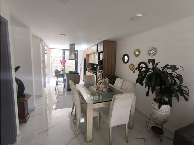 Casa de 2 alcobas en venta en El Carmen De Viboral, El Carmen de Viboral, 84 m² · foto 4 de 24