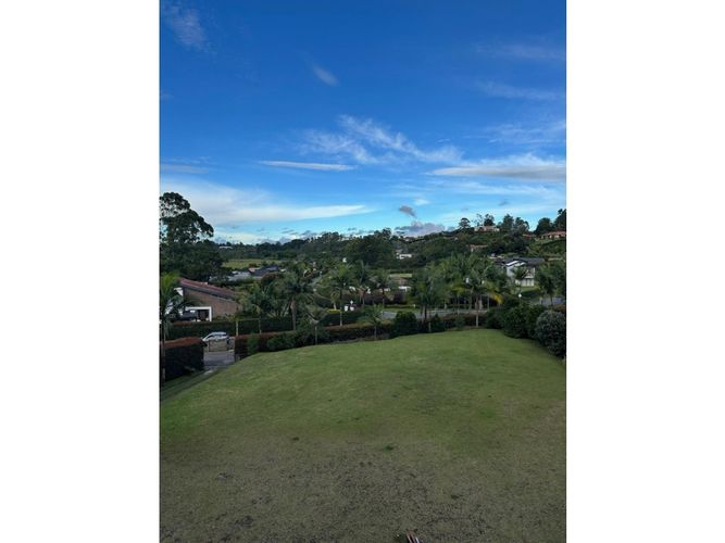 Casa de 4 alcobas en venta en El Porvenir, Rionegro, 314 m² · foto 3 de 16