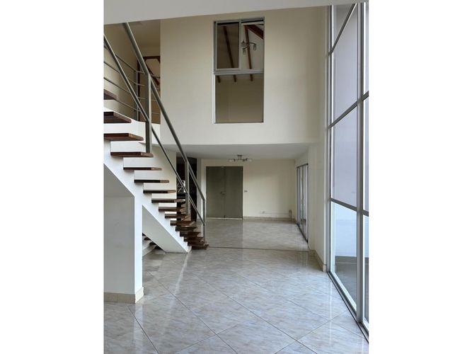 Casa de 4 alcobas en venta en El Porvenir, Rionegro, 314 m² · foto 8 de 16