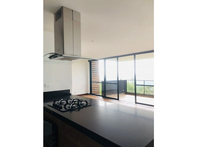 Apartamento de 1 alcoba en venta en El Retiro, 56 m² · foto 2 de 9