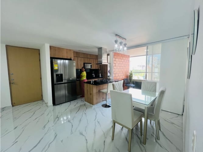 Apartamento de 3 alcobas en venta en Urbanizacion Arcoiris, Medellín, 84 m² · foto 4 de 19