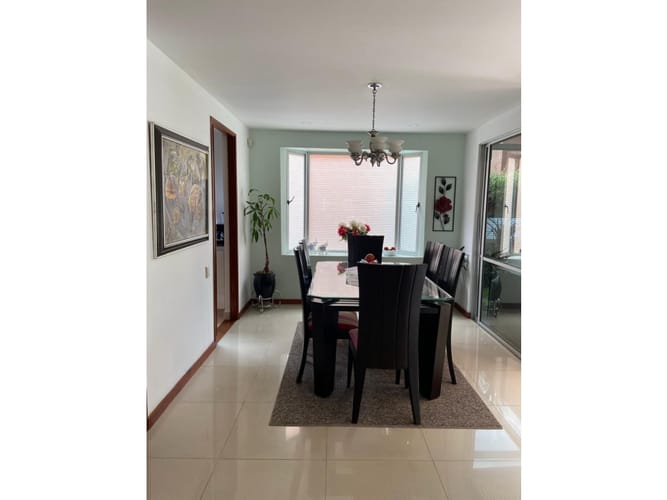 Casa de 3 alcobas en venta en Loma Benedictinos, Envigado, 220 m² · foto 7 de 23
