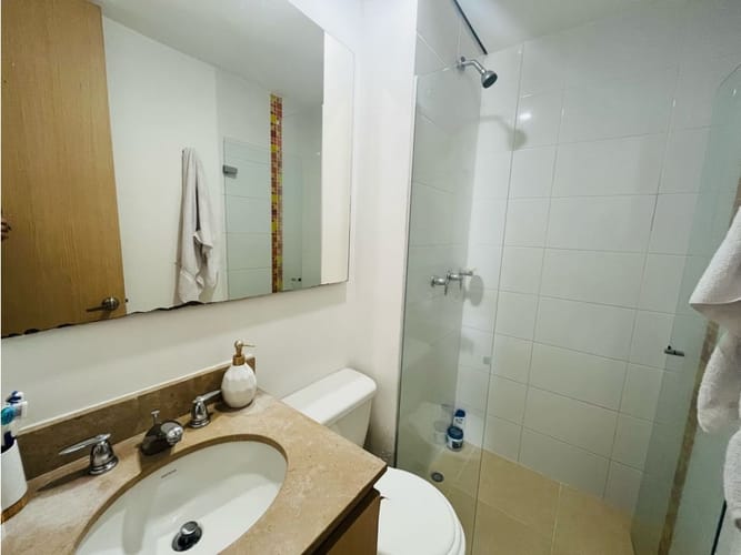 Apartamento de 3 alcobas en venta en Urbanizacion Arcoiris, Medellín, 84 m² · foto 11 de 19