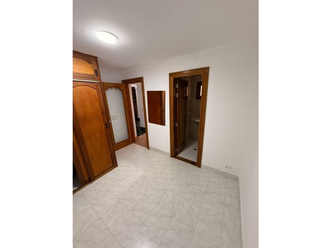 Casa de 6 alcobas en venta en La Calera, Medellín, 579 m² · foto 8 de 24
