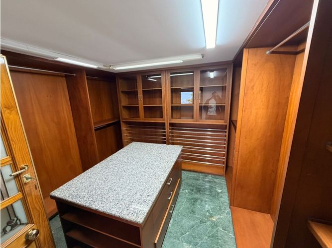Casa de 6 alcobas en venta en La Calera, Medellín, 579 m² · foto 13 de 24