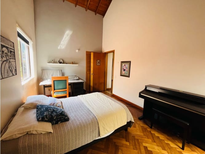 Casa de 3 alcobas en venta en San Lucas, Medellín, 350 m² · foto 15 de 22