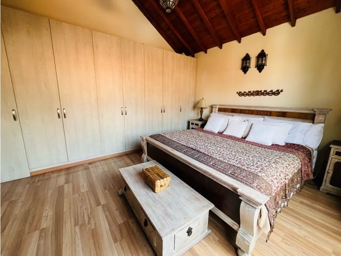 Casa de 3 alcobas en venta en San Lucas, Medellín, 350 m² · foto 17 de 22