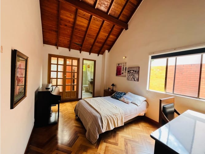 Casa de 3 alcobas en venta en San Lucas, Medellín, 350 m² · foto 18 de 22