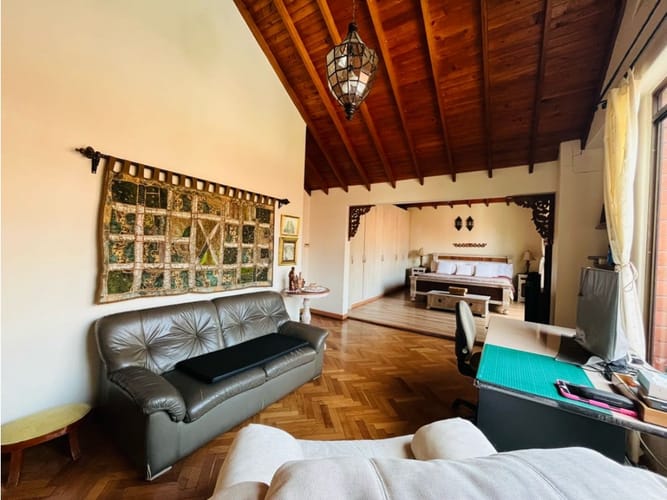 Casa de 3 alcobas en venta en San Lucas, Medellín, 350 m² · foto 19 de 22