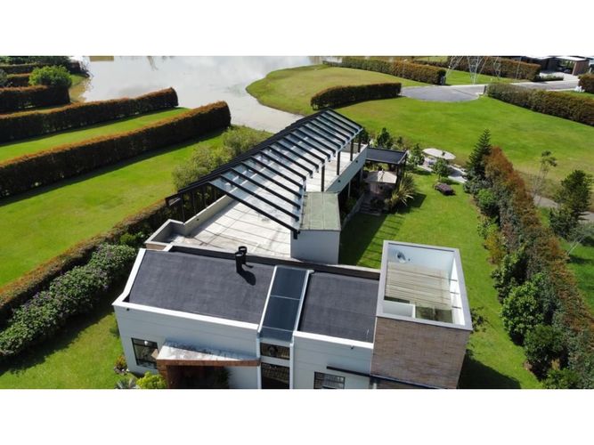 Casa de 4 alcobas en venta en Llano Grande, Rionegro, 500 m² · foto 5 de 14