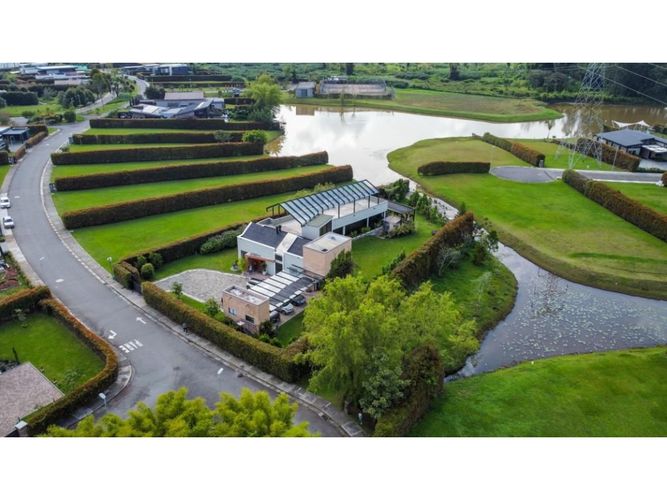 Casa de 4 alcobas en venta en Llano Grande, Rionegro, 500 m² · foto 10 de 14