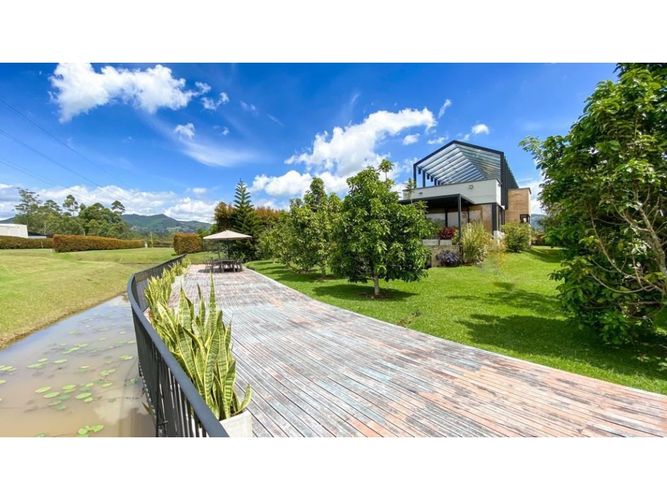 Casa de 4 alcobas en venta en Llano Grande, Rionegro, 500 m² · foto 14 de 14